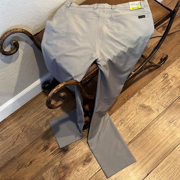 Greg Norman Collection Sharks 🦈 Classic Grey Golf Slim Fit Lightweight Pants! - Picture 4 of 8